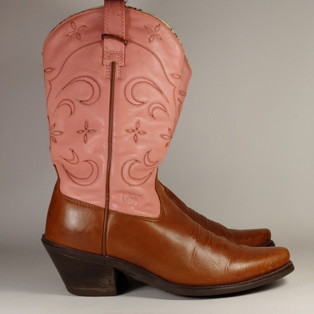Pink Ariat Western Cowboy Boots